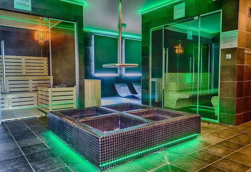 호텔 Czardasz Spa & Wellness