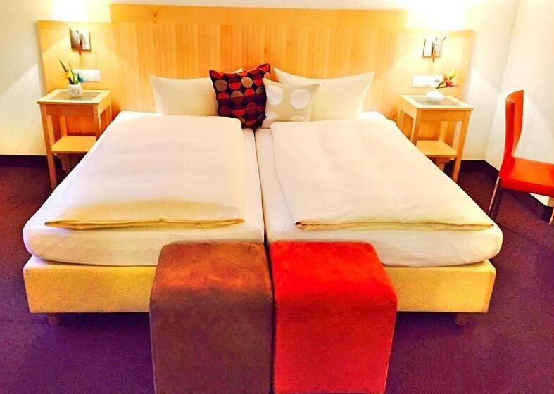 Отель Greifensteiner Hof