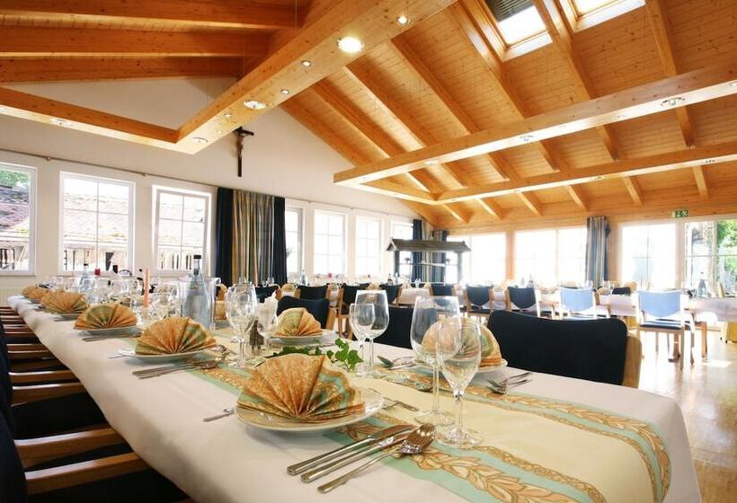 Landhotel Weißer Hahn