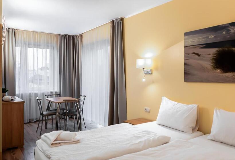 בית מלון כפרי Lazur Apartamenty