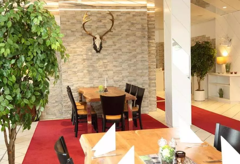 Lobinger Hotel Weisses Ross