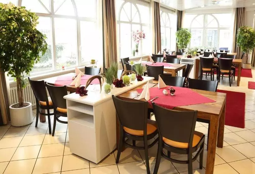 Lobinger Hotel Weisses Ross