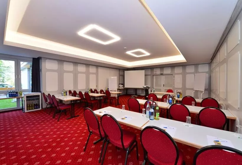 Lobinger Hotel Weisses Ross