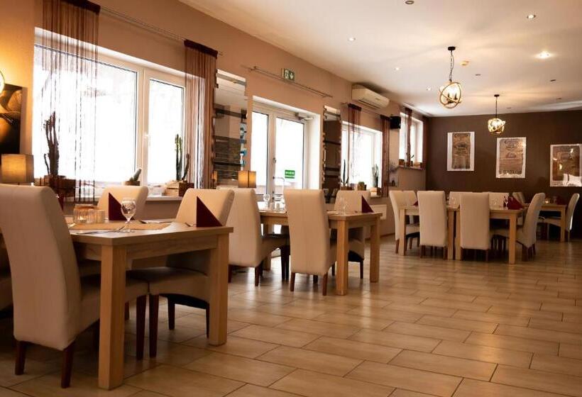 Отель Mazuria Country & Spa