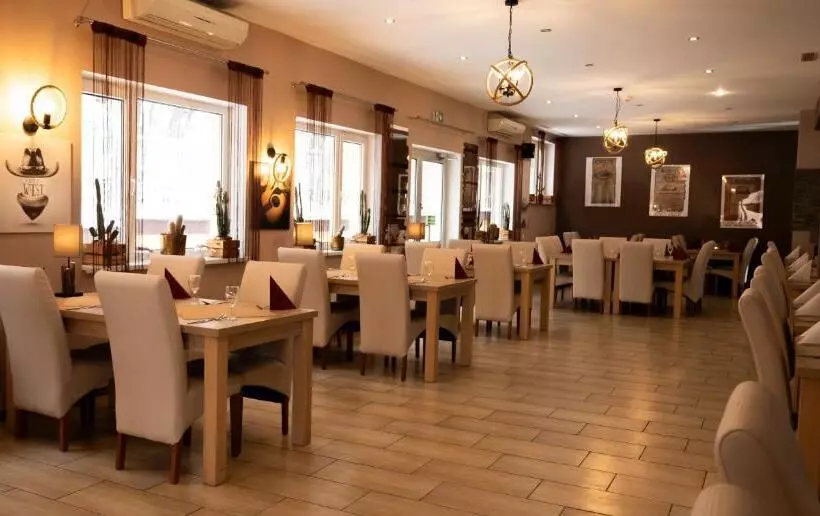 호텔 Mazuria Country & Spa