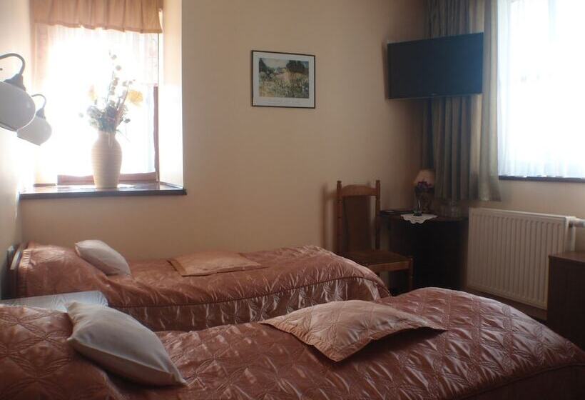 בית מלון כפרי Podzamcze