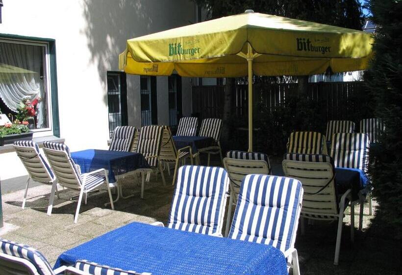 ホテル Restaurant Zur Post