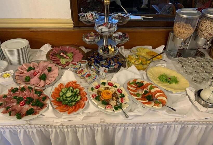 ホテル Restaurant Zur Post