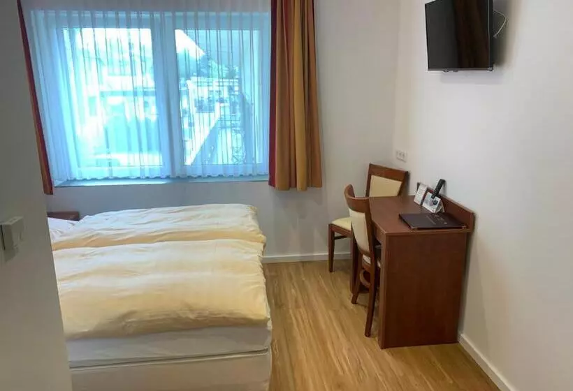 Отель Restaurant Zur Post