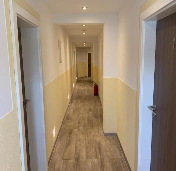 ホテル Restaurant Zur Post