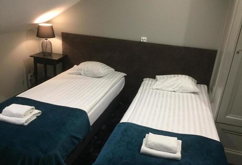 Отель Pensjonat Retro