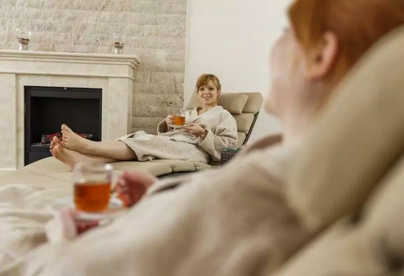 ホテル Saigerhöh