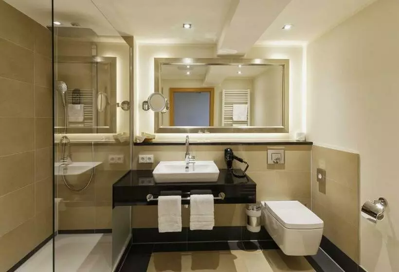 ホテル Saigerhöh