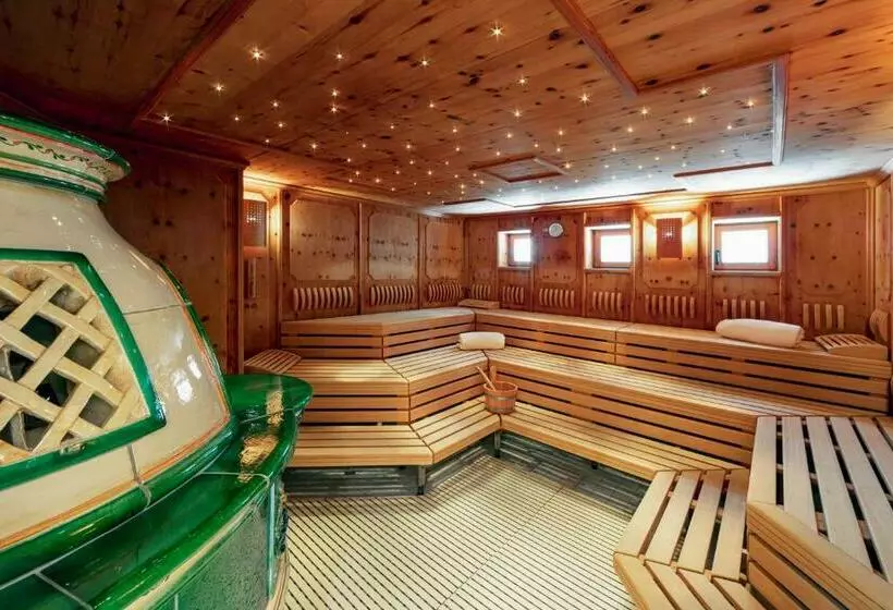 ホテル Saigerhöh