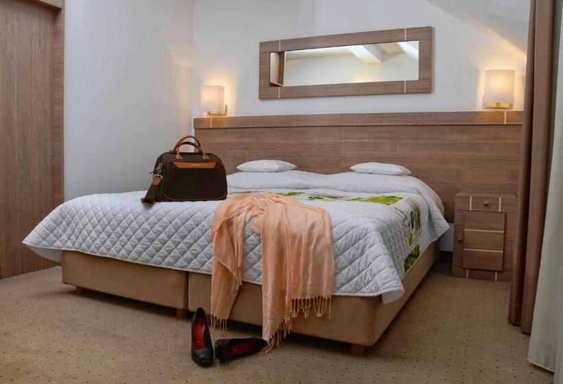 בית מלון כפרי Stary Tartak