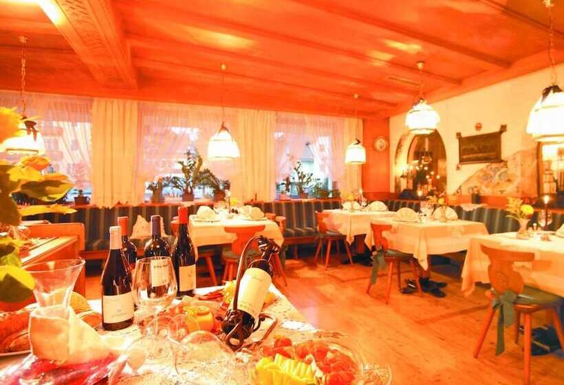 فندق Tschurtschenthaler