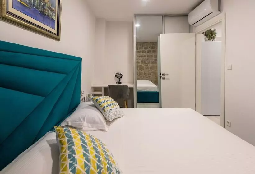 بنسيون Luxury Garden Rooms