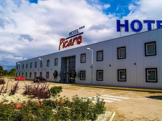 Picaro Po Udnie Motel