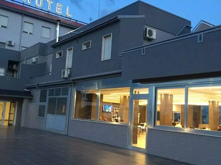 Asselta Hotel & Restaurant