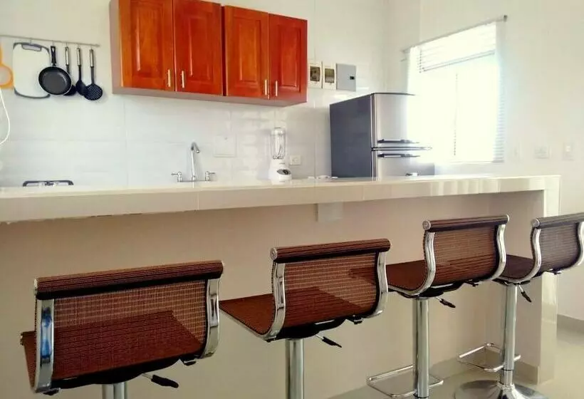 ホテル Camino Palmero Coveñas