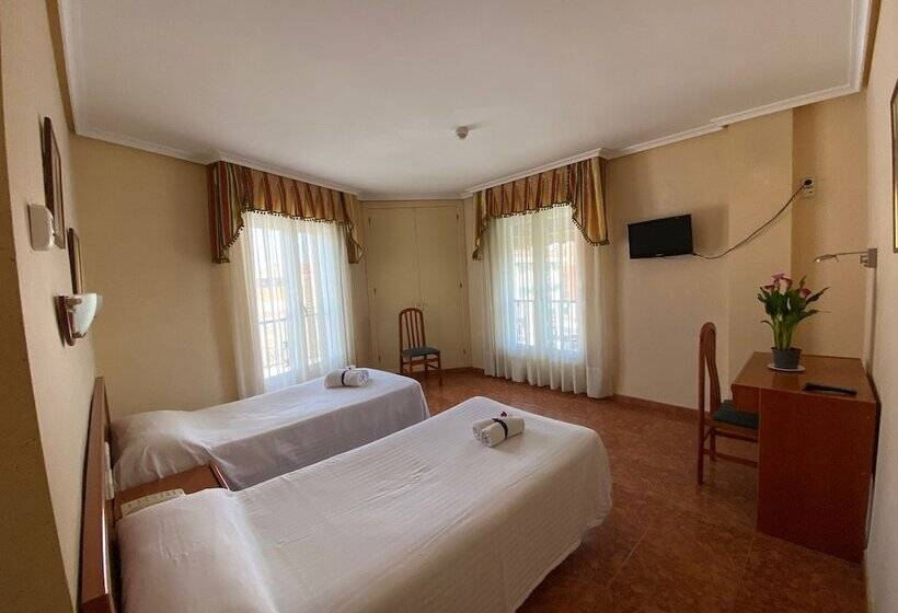 هتل El Pozo De La Nieve