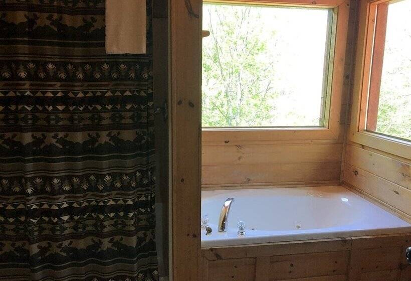 River`s Edge Ocoee Riverfront