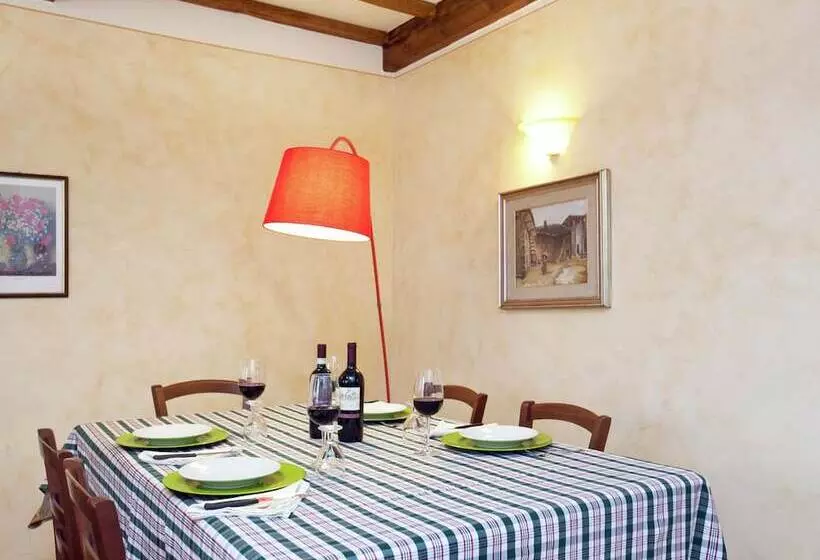 Amazing Apartment In Lucignano With Private Terrace And Close To Village