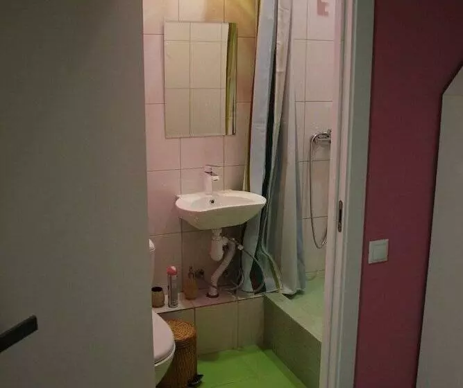 Eco Son Hotel & Hostel
