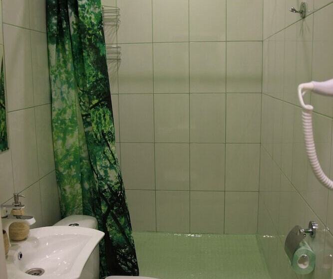 Eco Son Hotel & Hostel