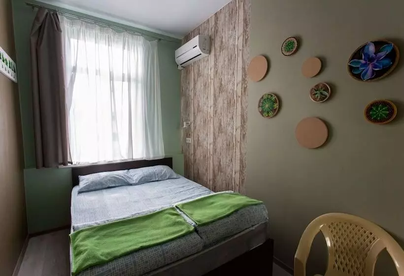 Eco Son Hotel & Hostel
