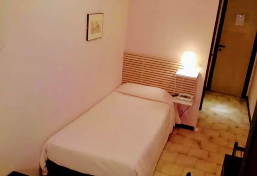 Hostal Bulevar