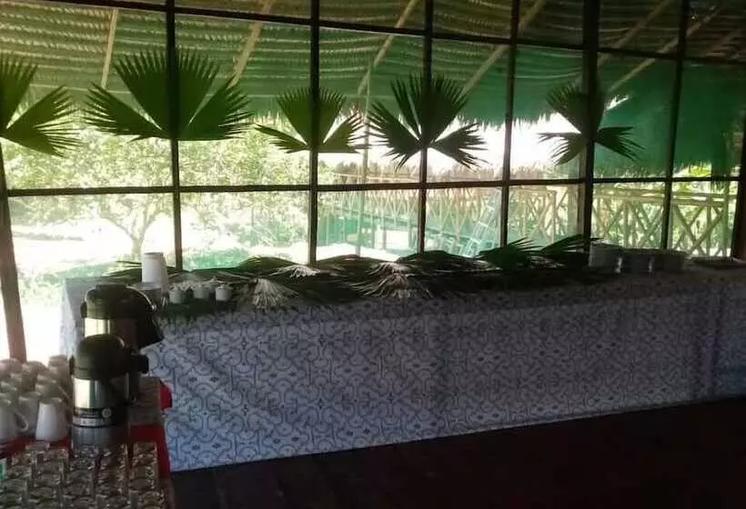 Hotelli Amazon Journeys Lodge & Expedition