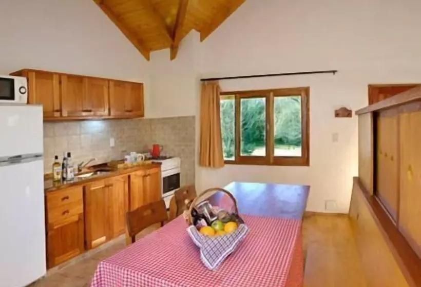 Hotelli Cabañas Am Bach