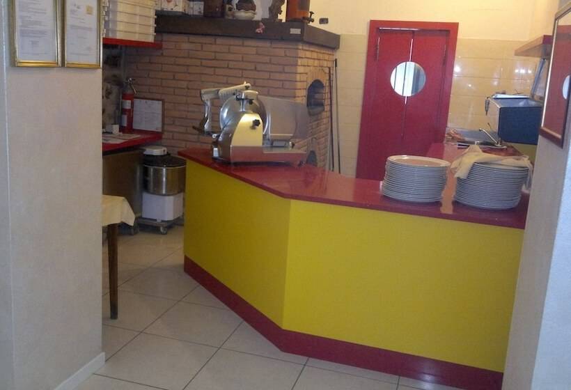 בית מלון כפרי Due Platani