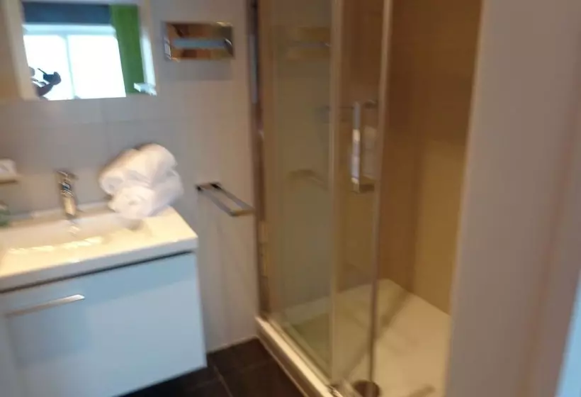ホテル Hostellerie L Authentique