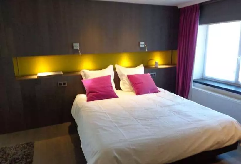 ホテル Hostellerie L Authentique
