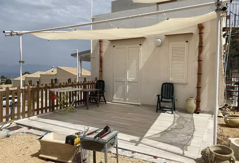 Hotelli La Sula Mare Accommodation 2 Km From The Zingaro Nature Reserve