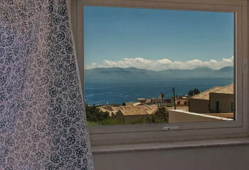 Hotelli La Sula Mare Accommodation 2 Km From The Zingaro Nature Reserve