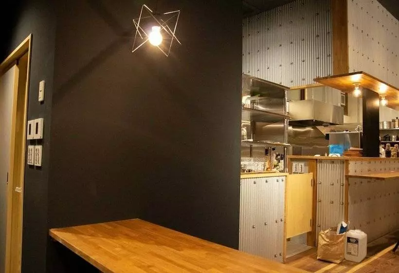 Inn Sect   Hostel