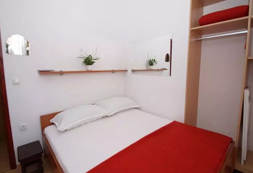 ペンション Guesthouse Old Town