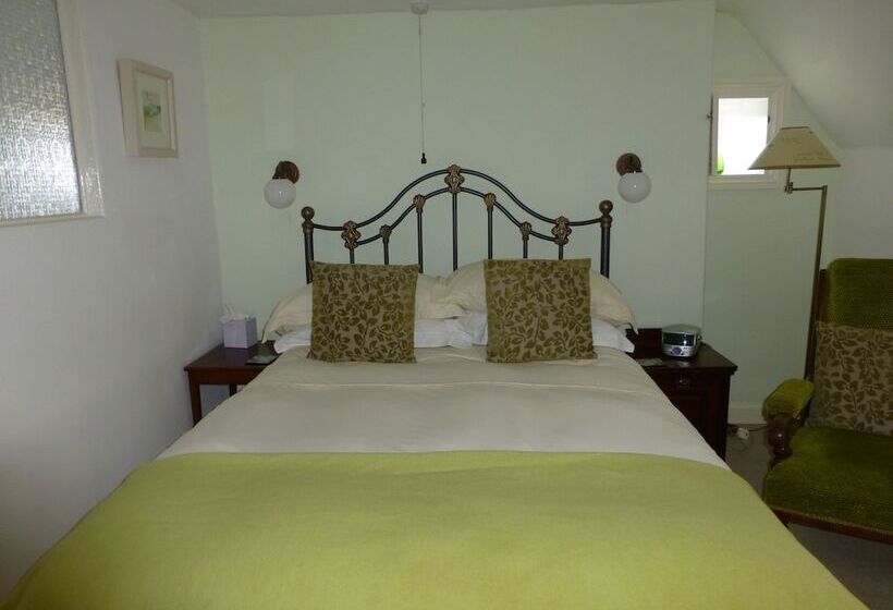 بنسيون Molesworth Manor