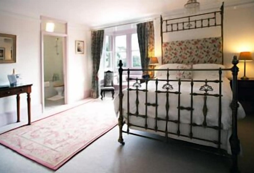 بنسيون Molesworth Manor