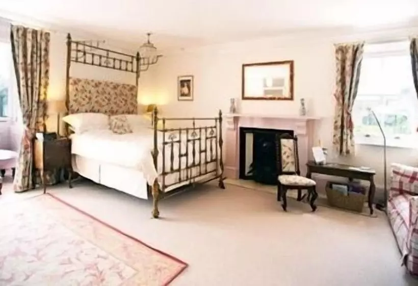 ペンション Molesworth Manor