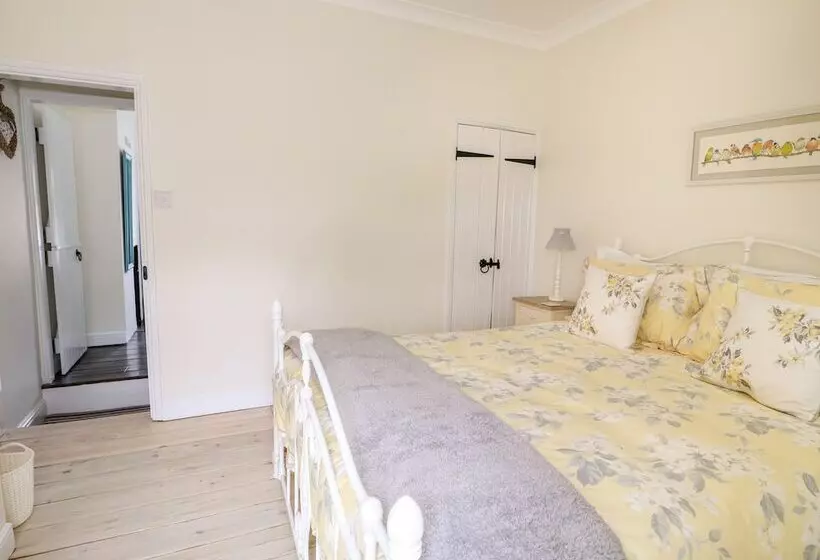 Coorie Cottage