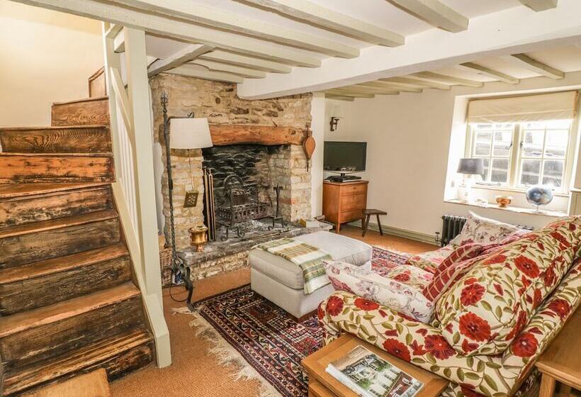 Fountain View Cottage