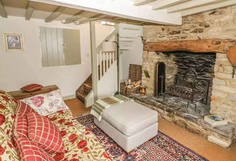 Fountain View Cottage