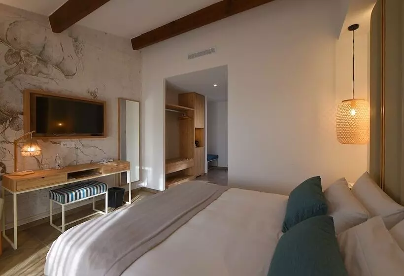 Hotelli Hôtel Palazzu Et Spa   Adults Only