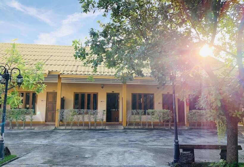 هتل Srisupawadee Resort