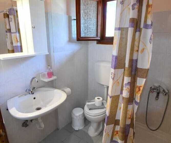 پانسیون Studios Filippos