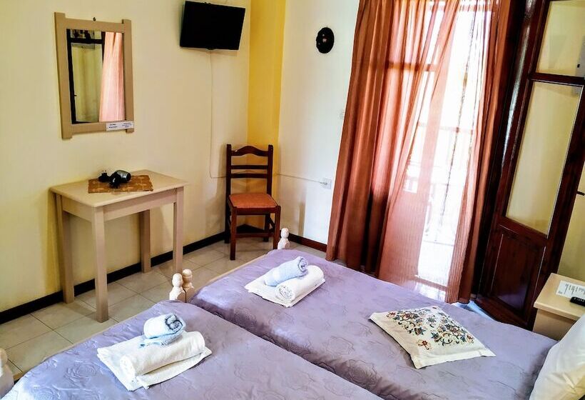 پانسیون Studios Filippos